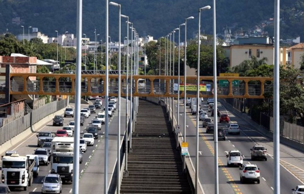 Ir para  <p>Os motoristas precisam ficar atentos &agrave;s mudan&ccedil;as no C&oacute;digo de Tr&acirc;nsito Brasileiro (CTB) que entram em vigor nesta ter&ccedil;a-feira, principalmente o valor das multas. Preocupado com a...